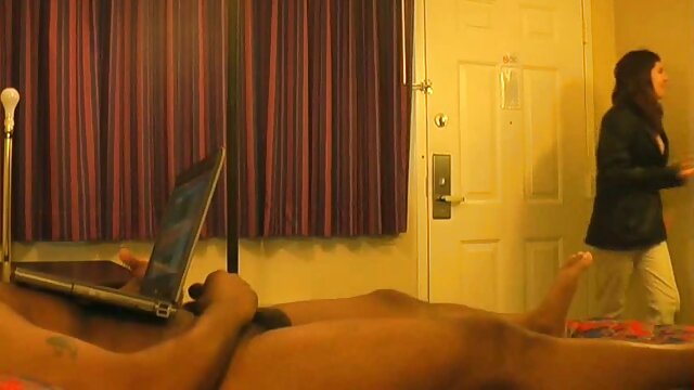 4K Mason Moore Cuckold sementara dia bercinta dengan orang asing. xxxn seks