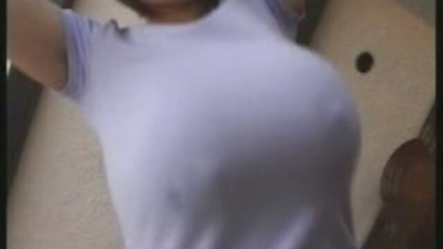 big-chested Shemale kesenangan seks tube Oral