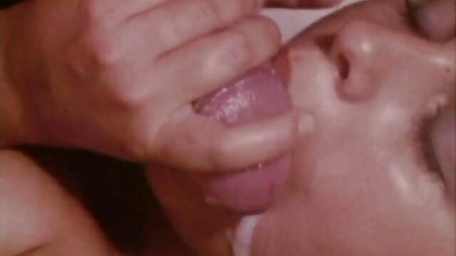 Ruang tidur tubidy seks lebih tertegun