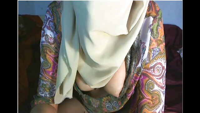 # hot Russian Kristina menyebarkan bibir video seks paksa berbulu #
